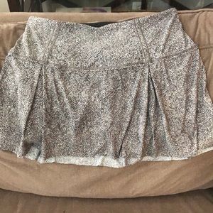 Lululemon running/tennis skort. Size 6 tall